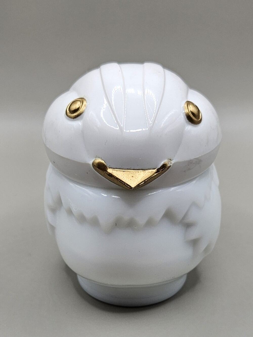 Vtg. AVON Moonwind Cream Sachet 1.5 oz Bird Shaped White Milk Glass Gold Accent